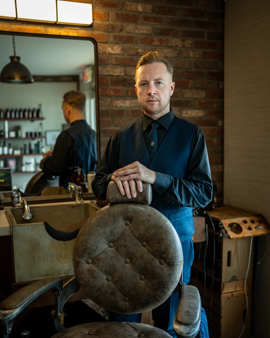 David, Barber at Barley and Mane